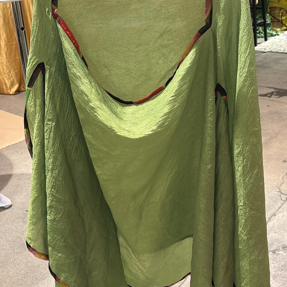 Elegant Green Women's Top
